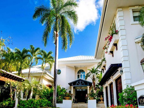 Cayman Islands Home 979498
