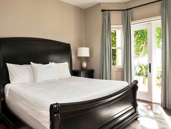 Cayman Islands Home 979498