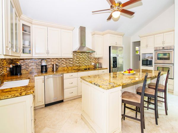 Cayman Islands Home 979503