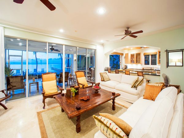 Cayman Islands Home 979504