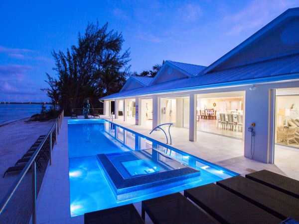 Cayman Islands Home 979505