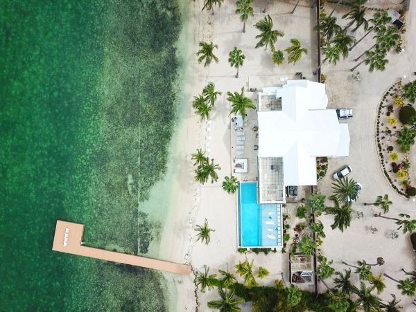 Cayman Islands Home 979506