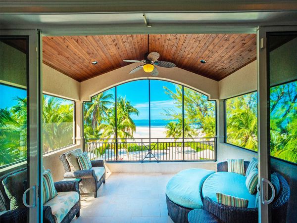 Cayman Islands Home 979507
