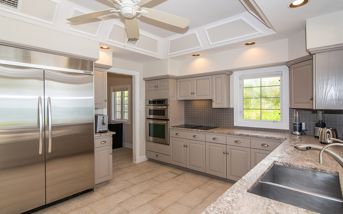 Cayman Islands Home 979512