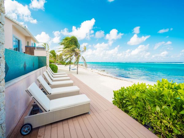 Cayman Islands Home 979513