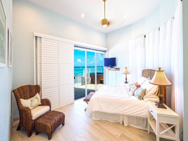 Cayman Islands Home 979513