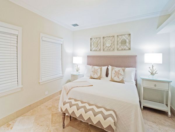 Cayman Islands Home 979515