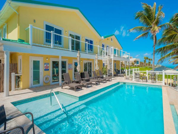 Cayman Islands Home 979516