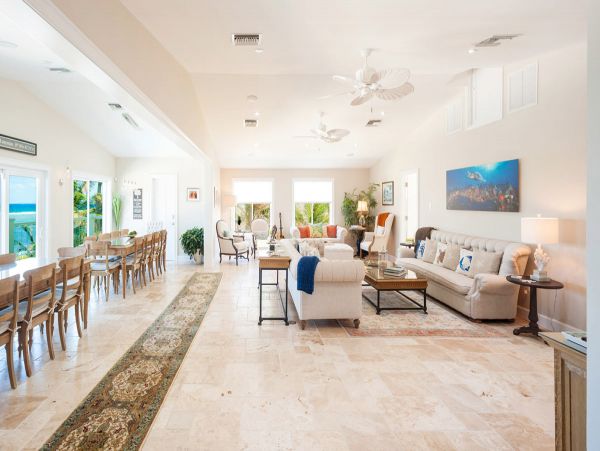 Cayman Islands Home 979516