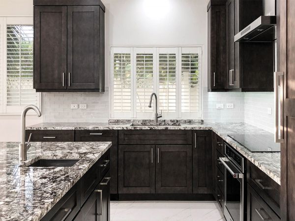 Cayman Islands Home 979517