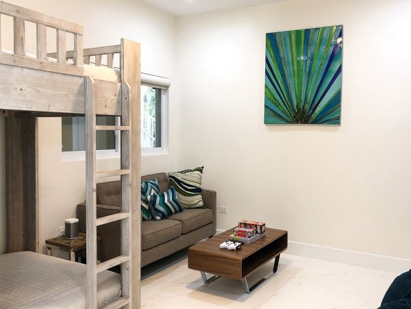 Cayman Islands Home 979517