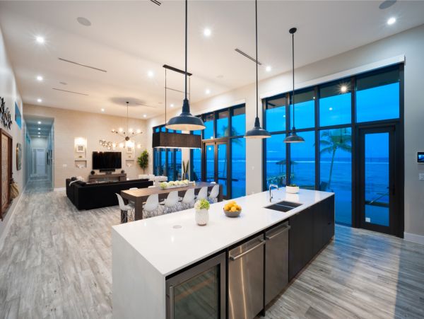 Cayman Islands Home 979518
