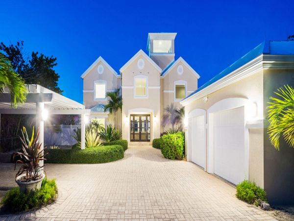 Cayman Islands Home 979520