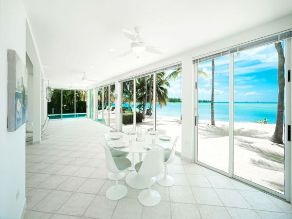 Cayman Islands Home 979524