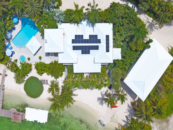 Cayman Islands Home 979526