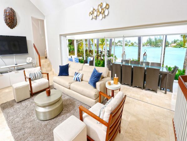 Cayman Islands Home 979526