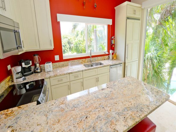 Cayman Islands Home 979526