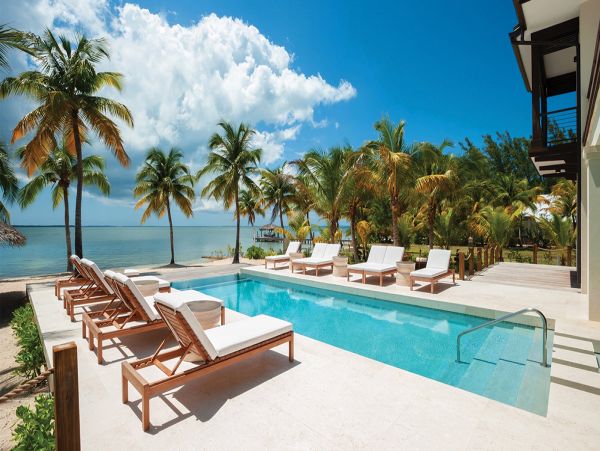 Cayman Islands Home 979528
