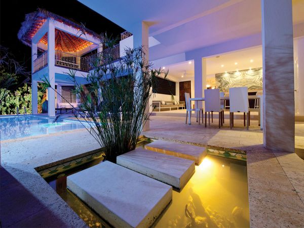 Cayman Islands Home 979529
