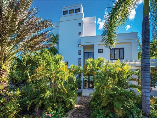 Cayman Islands Home 979530