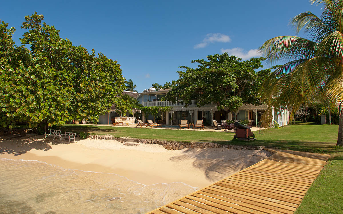 Jamaica Home 979532