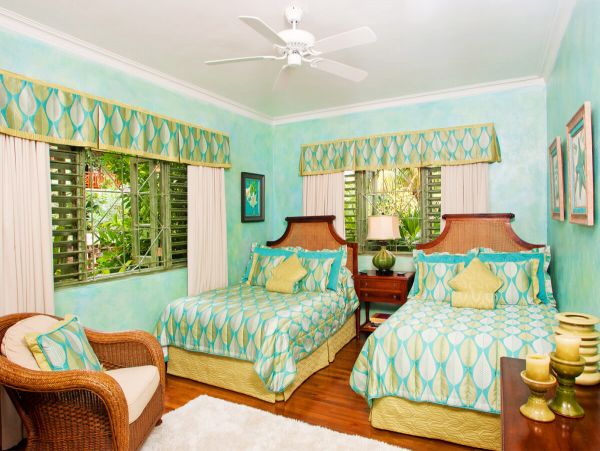 Jamaica Home 979536