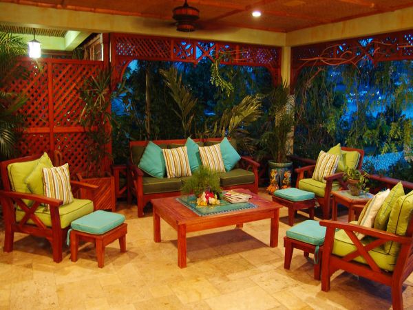 Jamaica Home 979541