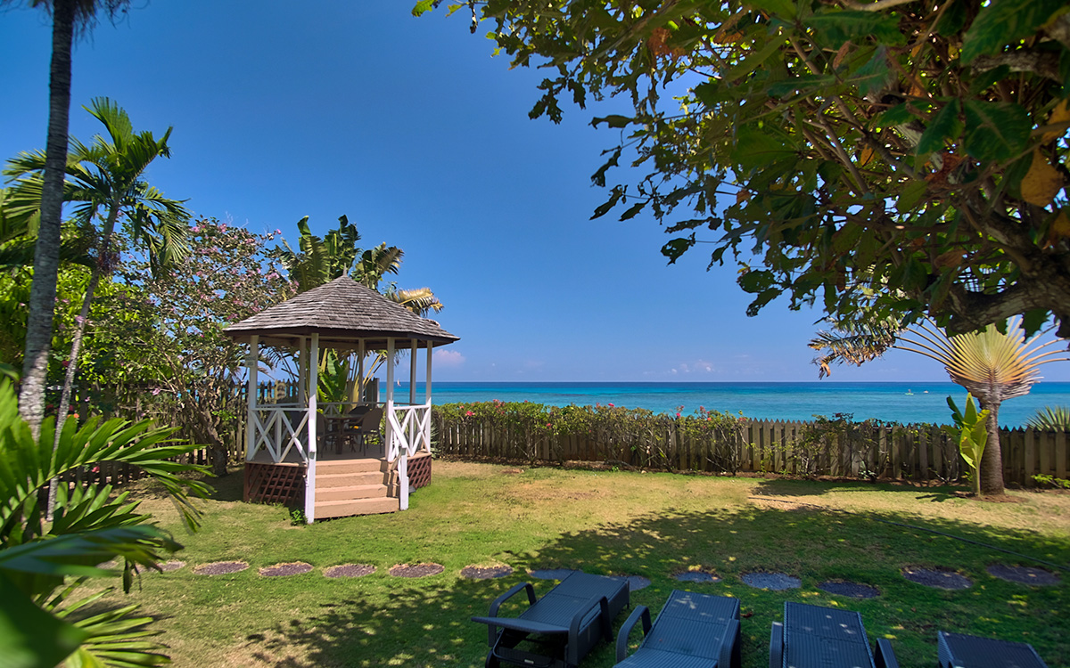 Jamaica Home 979543