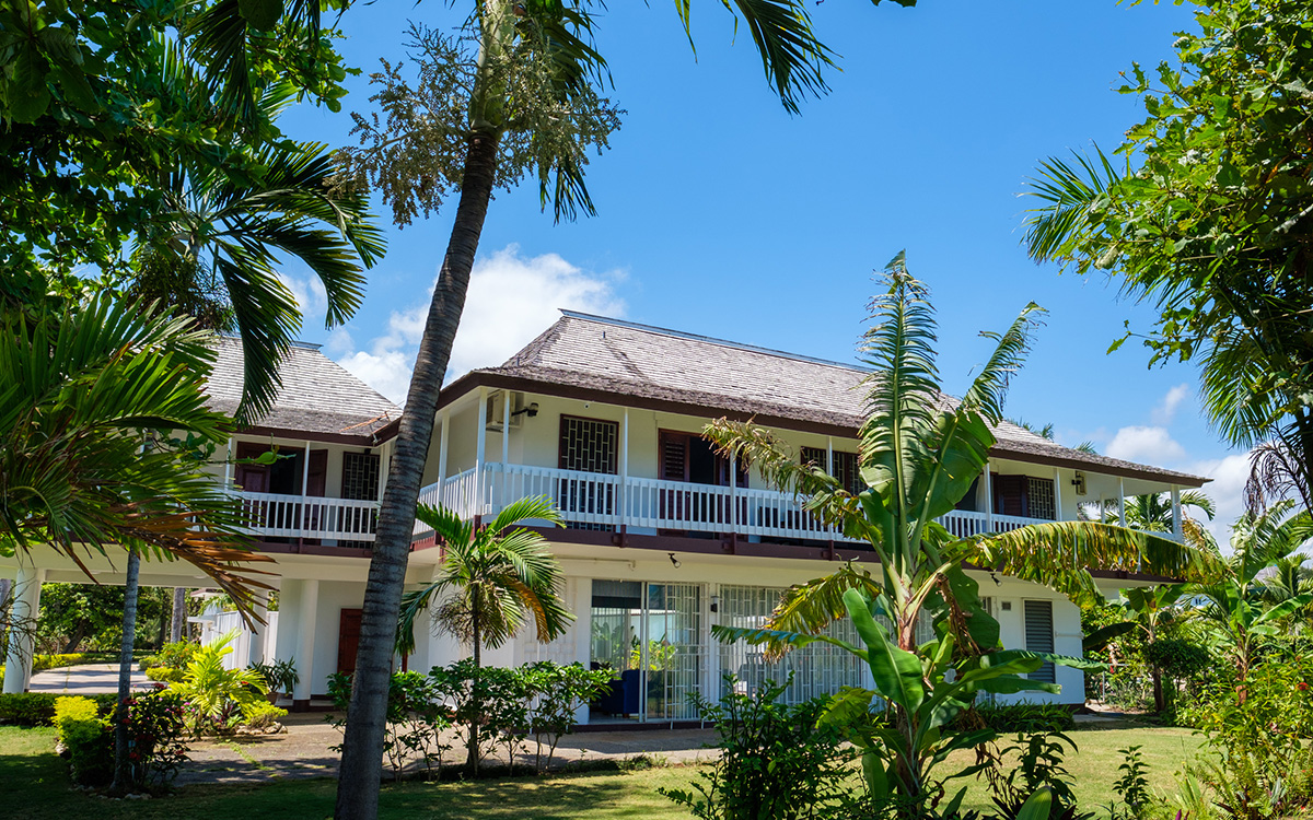 Jamaica Home 979543