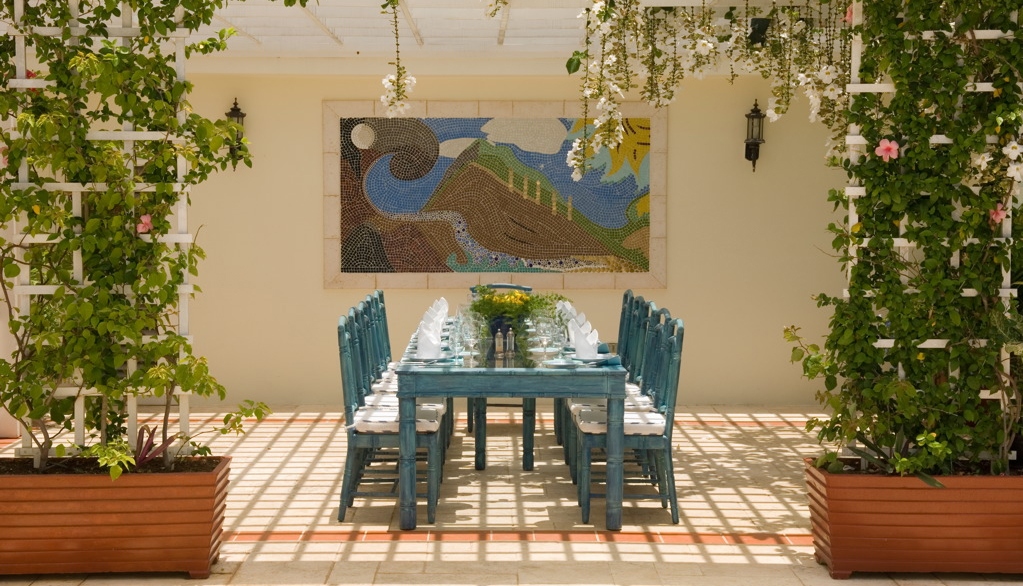 Jamaica Home 979544