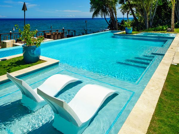 Jamaica Home 979545