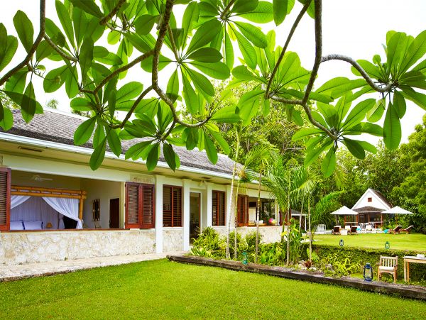 Jamaica Home 979547