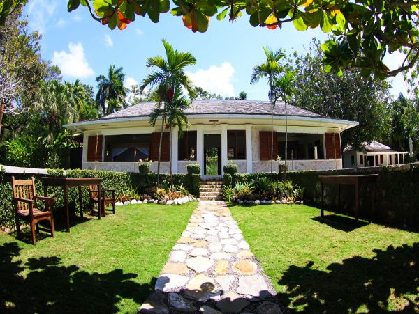 Jamaica Home 979547
