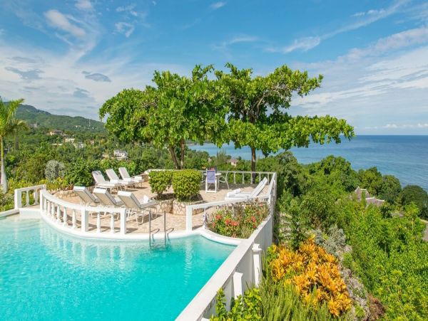 Jamaica Home 979548