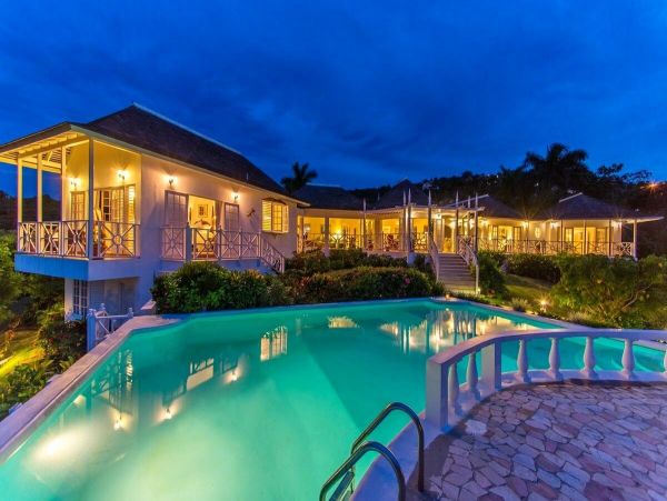 Jamaica Home 979548