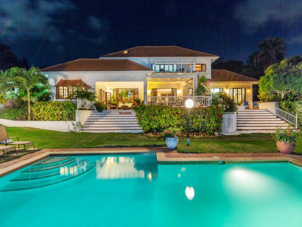 Jamaica Home 979550