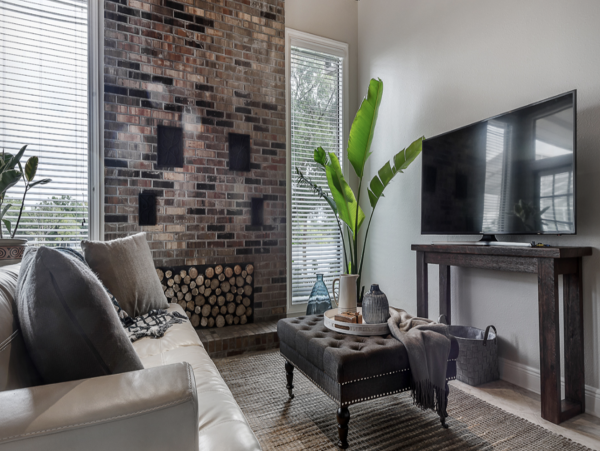 Tampa Vacation Home with River Views Sleeps 7