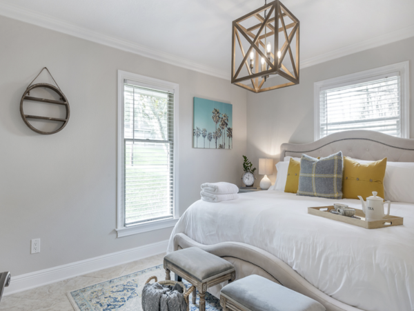 Tampa Vacation Home with River Views Sleeps 7