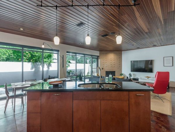 Historic Hyde Park Vacation Home with Lap Pool