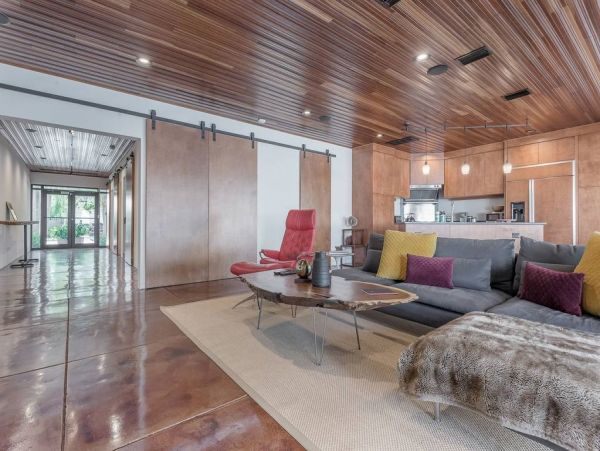 Historic Hyde Park Vacation Home with Lap Pool