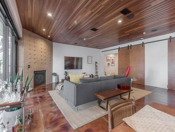 Historic Hyde Park Vacation Home with Lap Pool