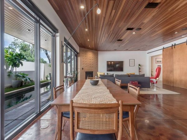 Historic Hyde Park Vacation Home with Lap Pool