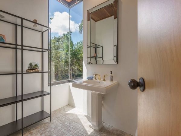 Historic Hyde Park Vacation Home with Lap Pool