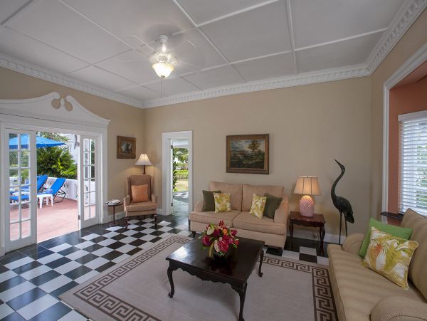 Jamaica Home 979571