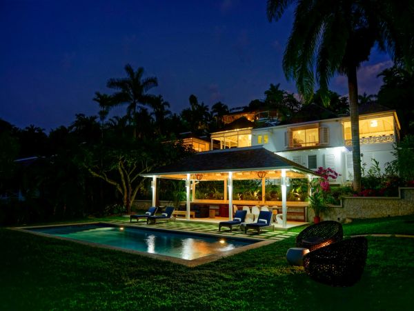 Jamaica Home 979573