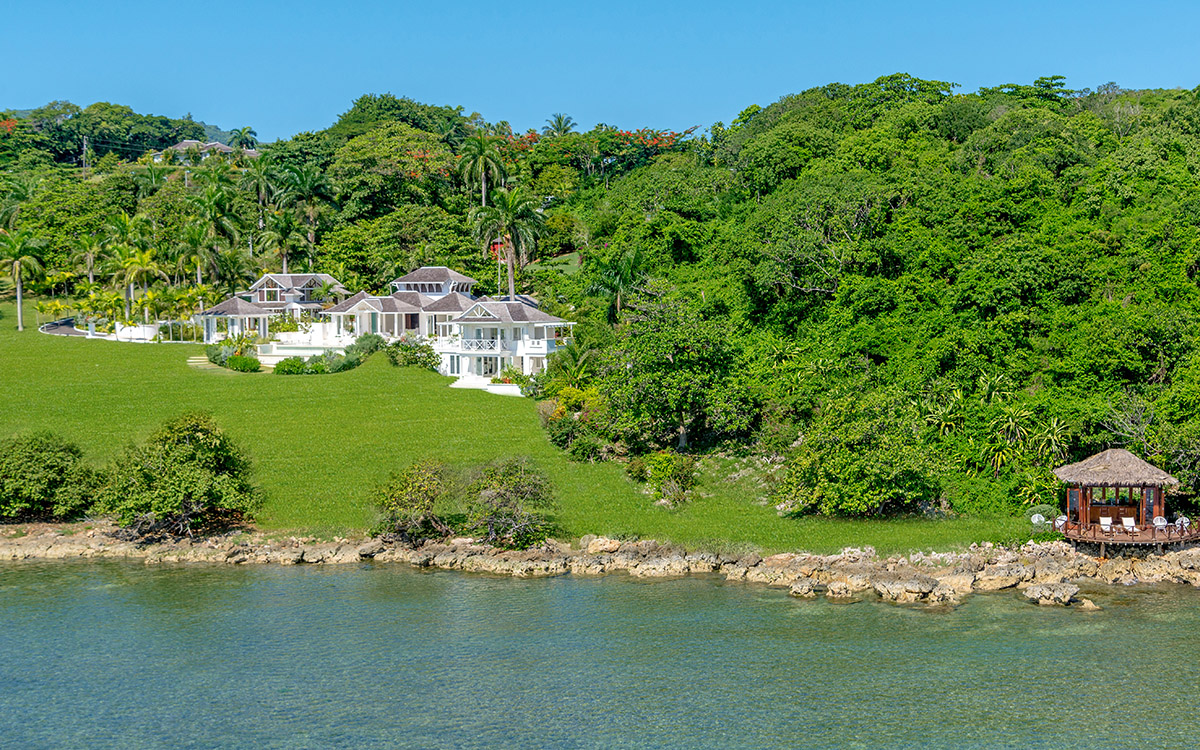 Jamaica Home 979576