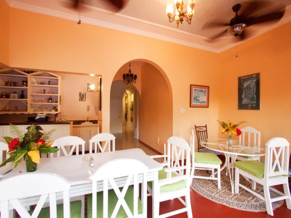 Jamaica Home 979578