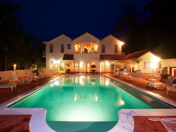 Jamaica Home 979578