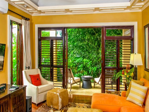 Jamaica Home 979581