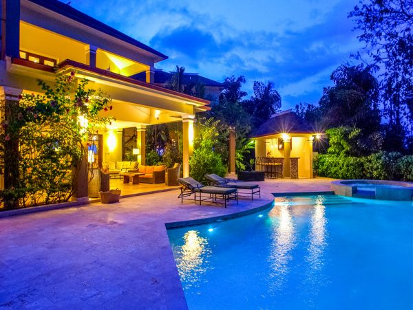 Jamaica Home 979581